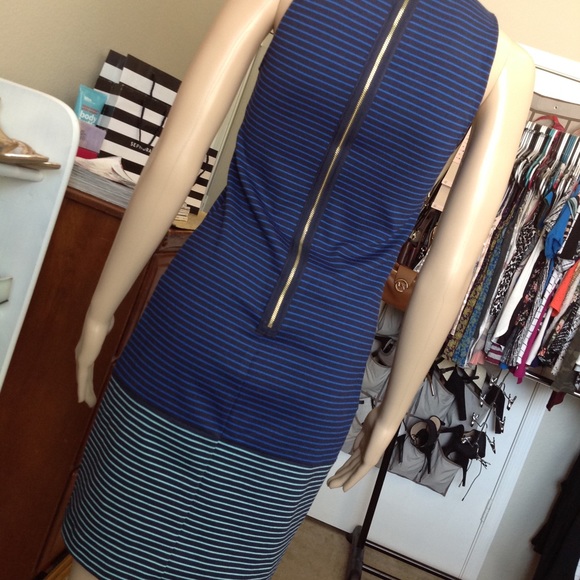 Color block with black pinstripe midi dress R012 - Picture 5 of 8